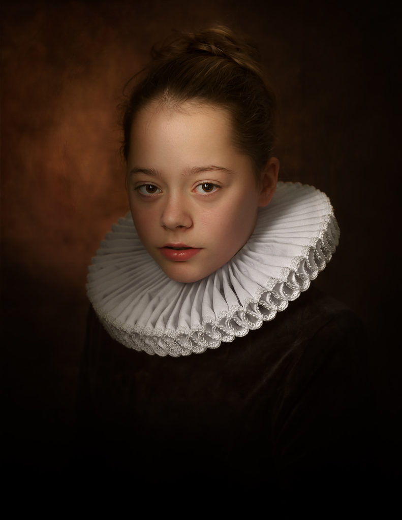 Fine art rembrandt golden age portrait with the canon Eos R of a young girl without the pearl earring by Willie Kers Photography